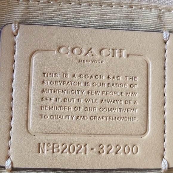 Authentic Coach backpack - Picture 4 of 4